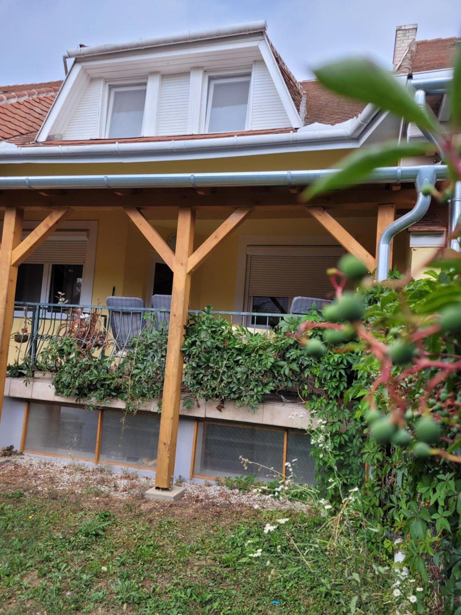 Gaestehaus Neumann Buk Luaran gambar